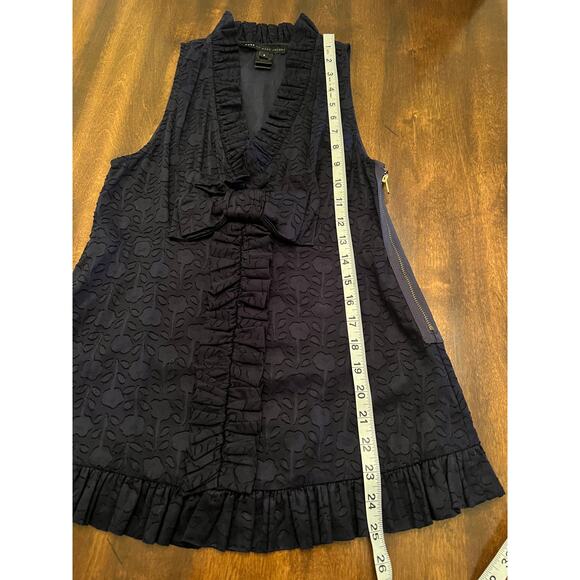 Marc by Marc Jacobs Women's Navy Sleeveless Textured Ruffle Blouse Size 2 - Picture 9 of 9
